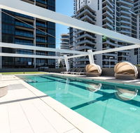 Broadbeach 2 Bedroom FREE WIFI Netflix  Parking - Gold Coast 4U