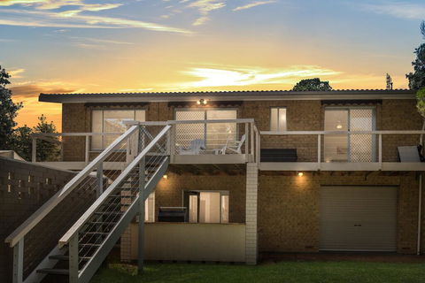 Broadbeach Retreat - 32 Broadbeach Drive - Gold Coast 4U 1