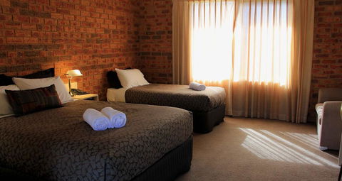 Broadford Sugarloaf Motel - 1 Gold Coast 2