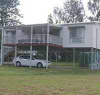 Broke Village Hideaway - Gold Coast 4U