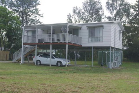 Broke Village Hideaway - Accommodation Gold Coast 0