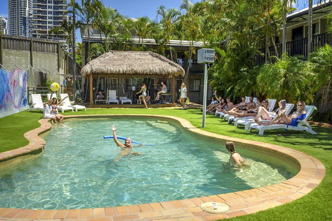 Budds In Surfers Backpackers - Accommodation Gold Coast 3