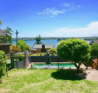 Bundeena Base Holiday Home - Gold Coast 4U