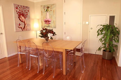 Bundeena Base Holiday Home - Gold Coast 4U 3