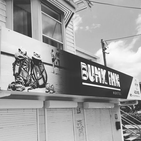 Bunk Inn Hostel - Gold Coast 4U 1