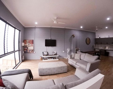 Bunk Inn Hostel - Gold Coast 4U 2