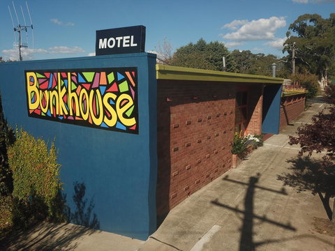 Bunkhouse Motel - Accommodation Gold Coast 0