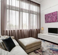 By George Super cool St Kilda loft - Gold Coast 4U