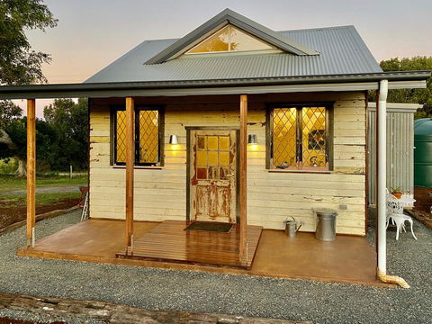 BYRON BAY New! SUNSET COTTAGE - Gold Coast 4U 0