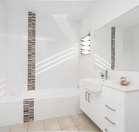 Byron Beach Style - Gold Coast 4U