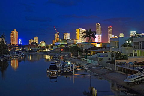 C'est La Vie - Accommodation Gold Coast 0