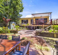 CABARITA BEACH BLISS - HOLIDAY HOME ON THE LAKE - Gold Coast 4U