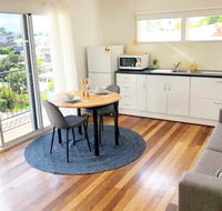 Cabin in the Sky Glorious Views to Magnetic Island - Gold Coast 4U