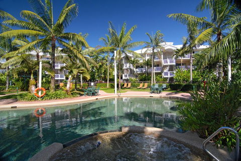 Cairns Beach Resort - Accommodation Gold Coast 0