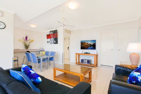Cairns Ocean View Apartment - Accommodation Gold Coast 2