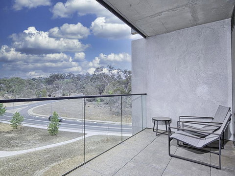 CANBERRA CHIC-hosted By:L'Abode Accommodation - Accommodation Gold Coast 1