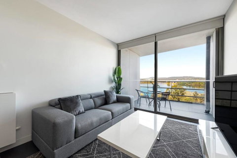 Canberra Luxury Apartment 5 - Accommodation Gold Coast 0
