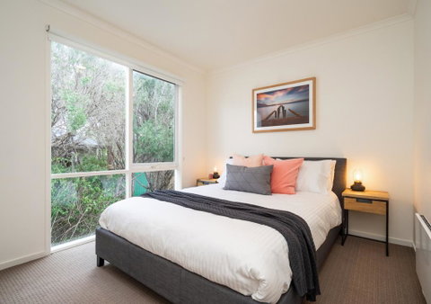 Capri House - Accommodation Gold Coast 3