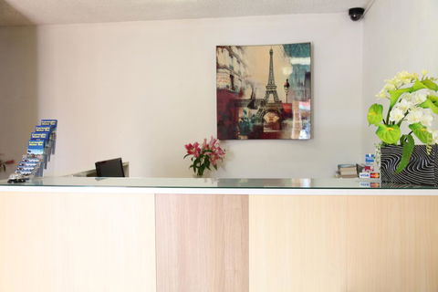 Carnegie Motor Inn - Accommodation Gold Coast 2