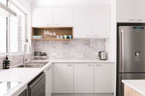 Casa Del Mar - Seaside Family Home - Accommodation Gold Coast 2
