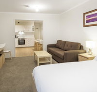 Cascades 3 Well Appointed and Central location - Accommodation Gold Coast