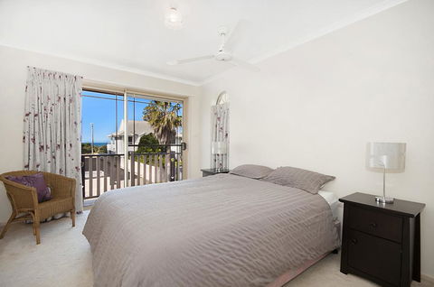 Castions - Lennox Head - Gold Coast 4U 3