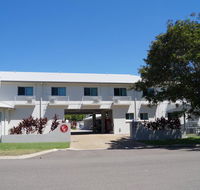 Castle Crest Motel - Gold Coast 4U