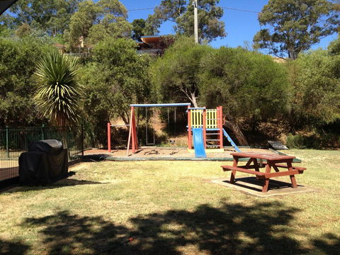 Castle Motel - Accommodation Gold Coast 1