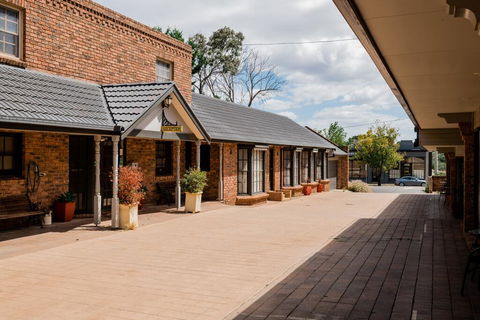 Castlemaine Colonial Motel - Gold Coast 4U 1