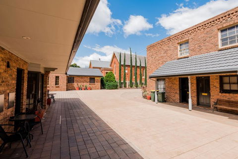 Castlemaine Colonial Motel - Gold Coast 4U 3