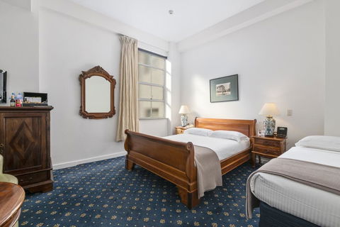 Castlereagh Boutique Hotel, Ascend Hotel Collection - Gold Coast 4U 0
