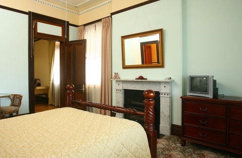 CBC Bed & Breakfast & Cafe - Accommodation Gold Coast 2