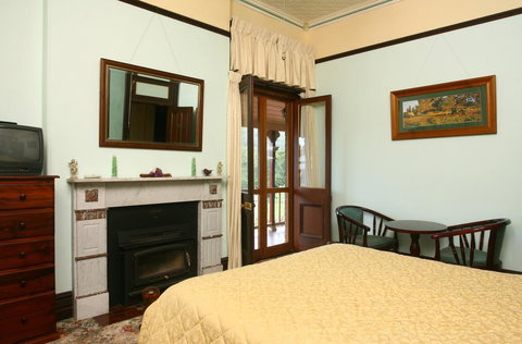 CBC Bed & Breakfast & Cafe - Accommodation Gold Coast 0
