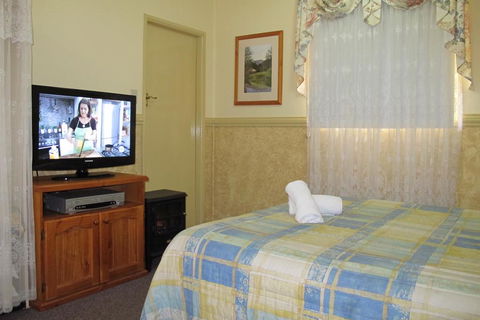 Cedar Lodge Cabins - Accommodation Gold Coast 3