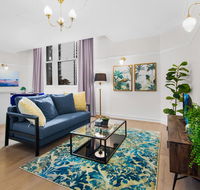 Central Apartment with Spacious Living and Dining - Gold Coast 4U
