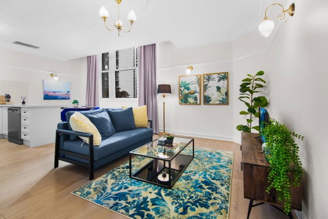 Central Apartment With Spacious Living And Dining - Accommodation Gold Coast 0