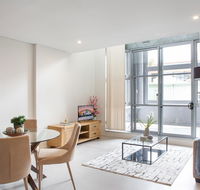 Central City Loft With Gym and Pool - Gold Coast 4U