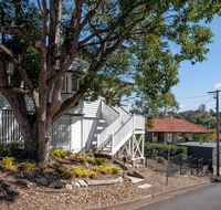 Central Cottage - Gold Coast 4U