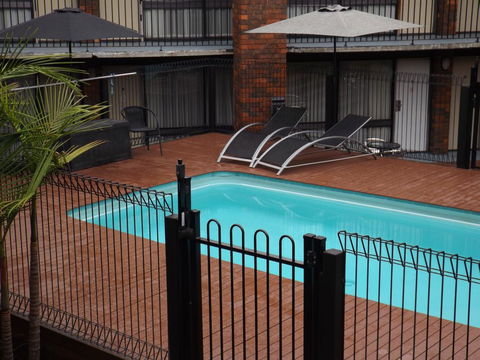 Central Court Motel Warrnambool - Accommodation Gold Coast 2