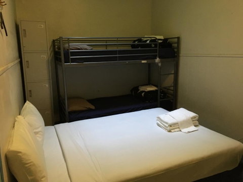 Central Perk Lodge - Accommodation Gold Coast 1