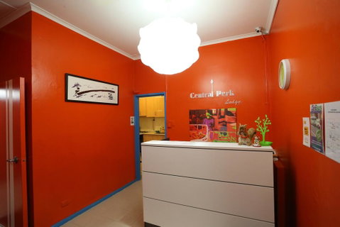 Central Perk Lodge - Accommodation Gold Coast 0