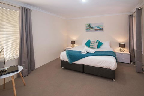 Central Townhouse Margaret River - Gold Coast 4U 0