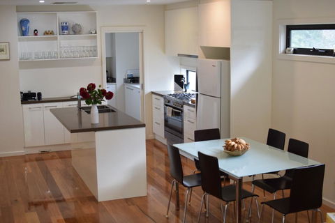 Champagne Stays Apartment - Gold Coast 4U 0