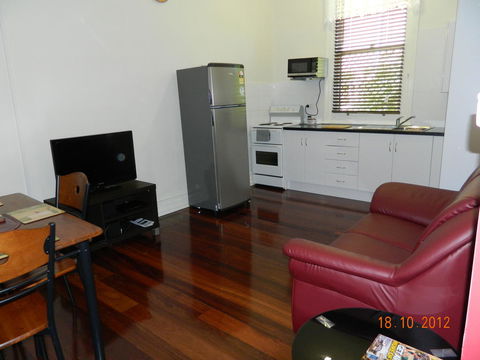 Champion Bay Apartments - Gold Coast 4U 1