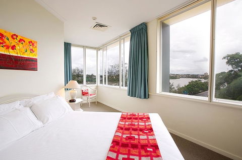Chasely Apartment Hotel - Gold Coast 4U 1