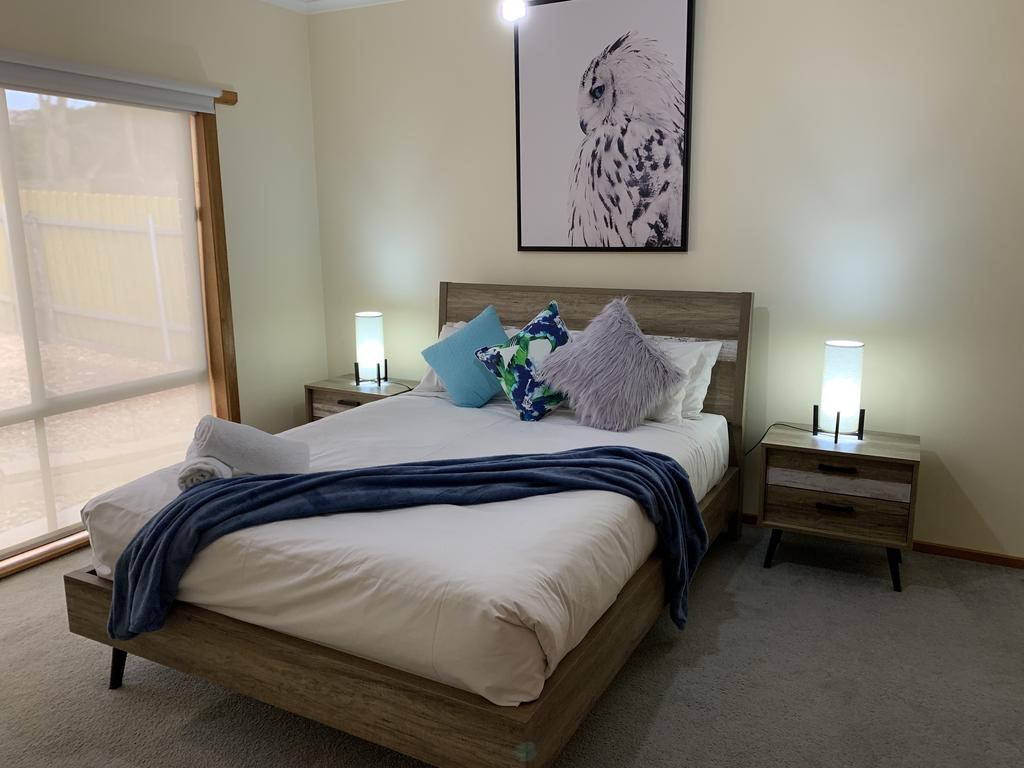 Kennington VIC Accommodation Gold Coast