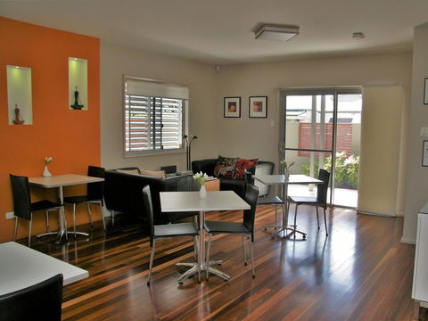 Chaucer Palms Boutique B&B - Gold Coast 4U 2