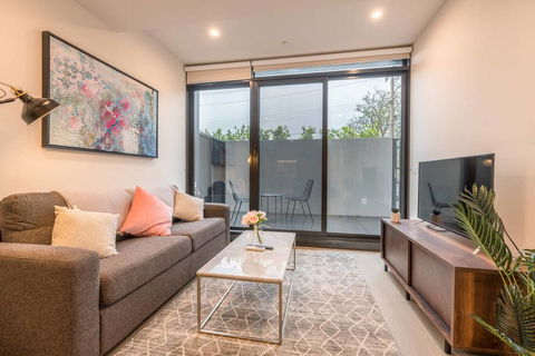 Chloe Serviced Apartment 1 Bedroom Family - Accommodation Gold Coast 1