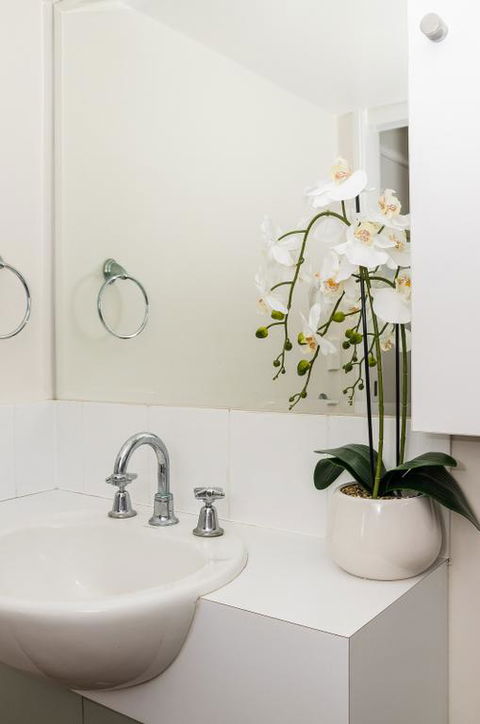 City Stadium Apartment On The Riverfront - Accommodation Gold Coast 3