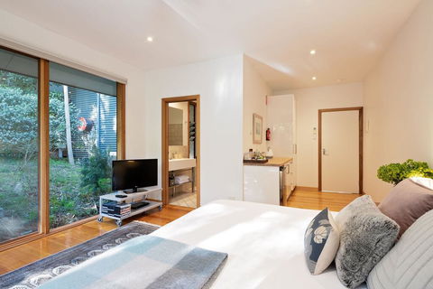 Cladich Pavilions Bed And Breakfast - Gold Coast 4U 3